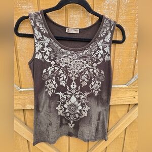 Intricate Floral Design Sleeveless Top
